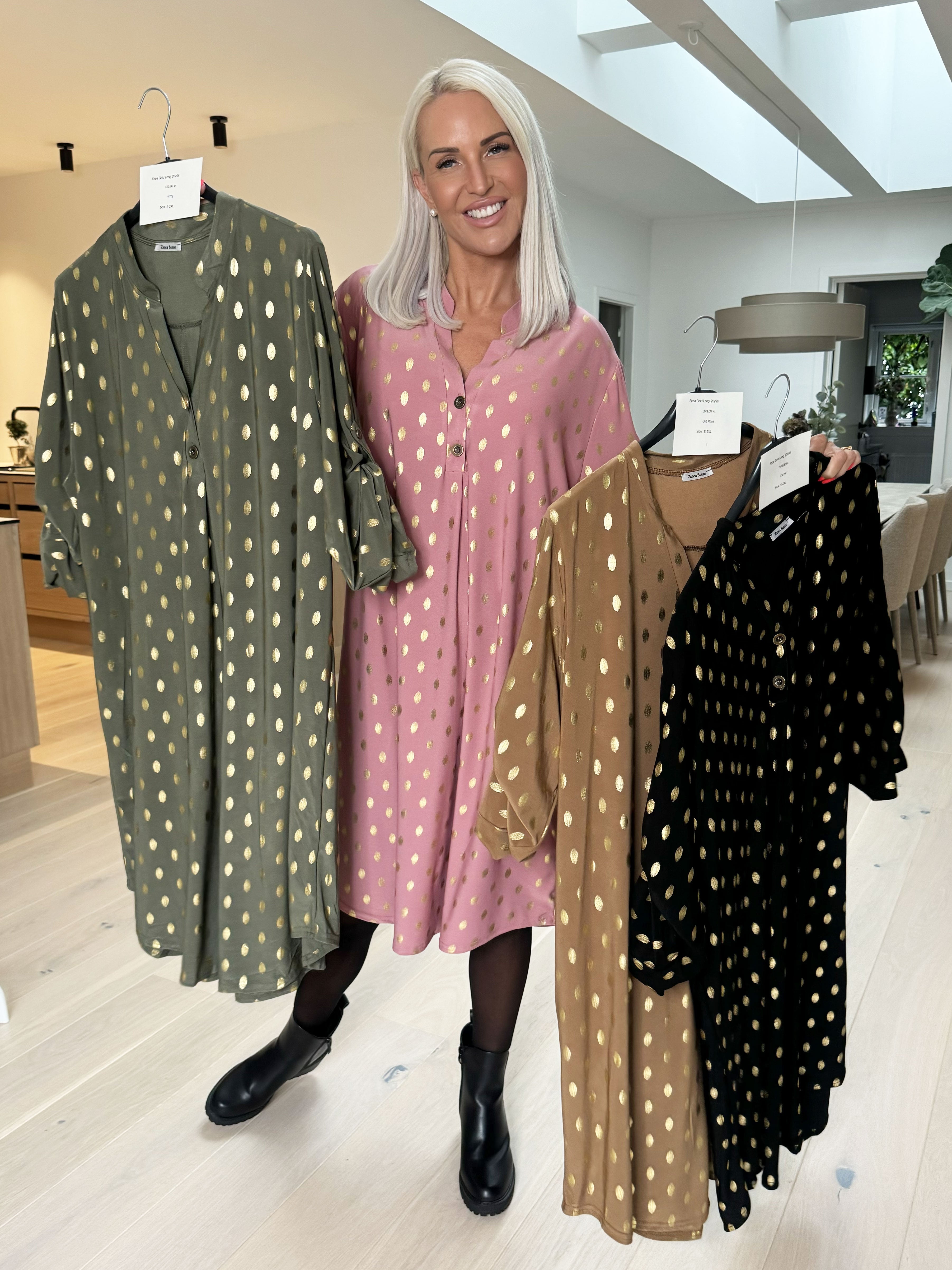 Ebba Gold Long - Elastisk kjole med guld prikker